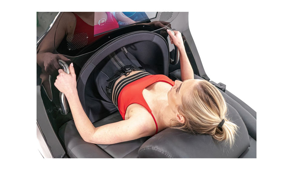 Kobieta podczas sesji INFRABIKE® — udowodnione wyniki: spalanie kalorii, detoks, anti-aging